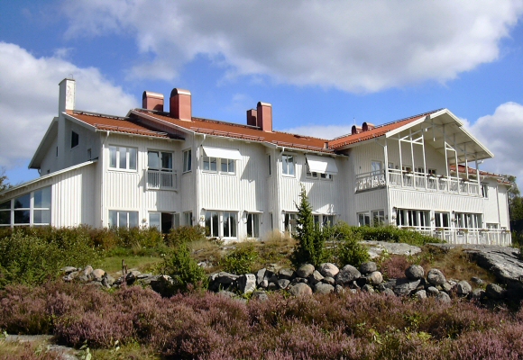 Åh Stiftsgård